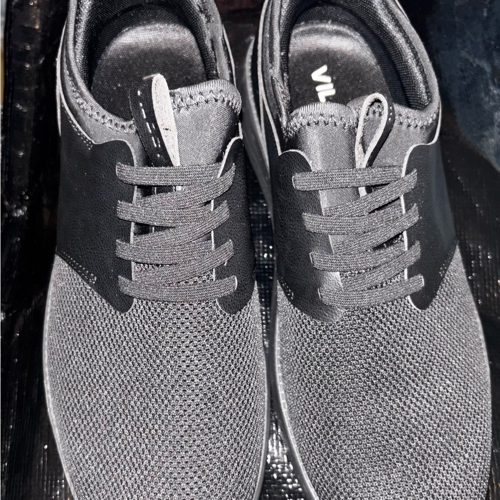 Vilocy Men's Black  Sneakers, EUR 42
